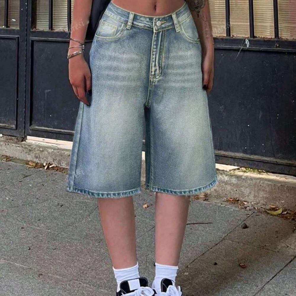 SHEIN Light Blue Boyfriend Jeans